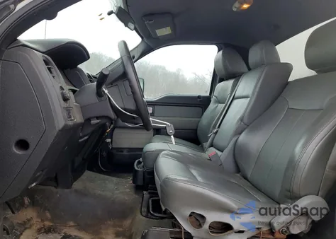 2013 Ford F150 z USA, uszkodzony, nr VIN 1FTNF1CT2DKF82676